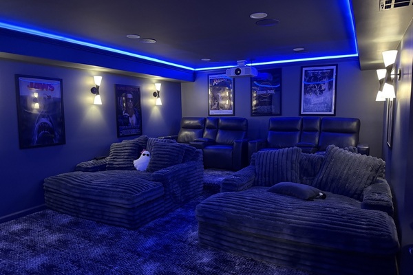 Sleek Entertainment Den