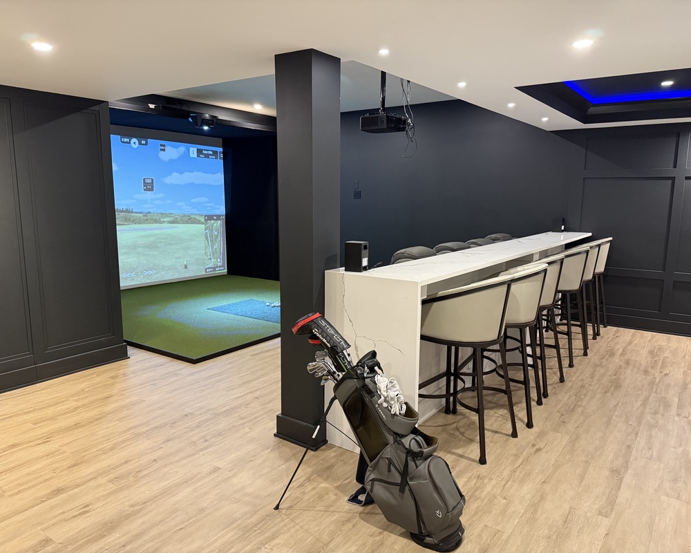 Golf Club Lounge