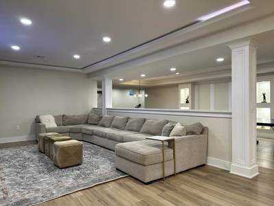 Elegant family Escape