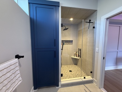 Radiant Billiards Lounge