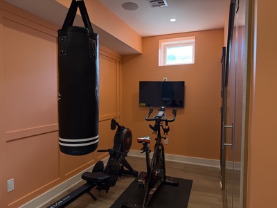 Radiant Billiards Lounge