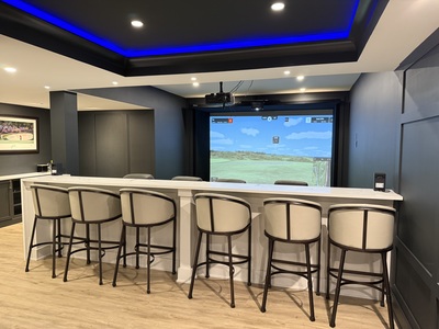 Golf Club Lounge