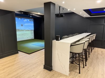 Golf Club Lounge