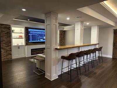 Artisan Mahogany Retreat