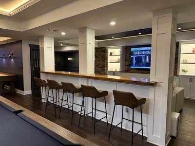 Artisan Mahogany Retreat