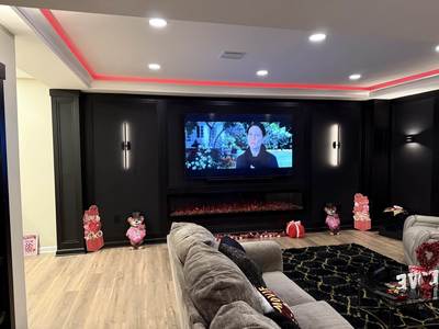 Cupid’s Cove Lounge