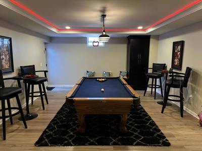 Cupid’s Cove Lounge