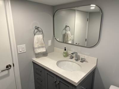 Linear Horizon Lounge