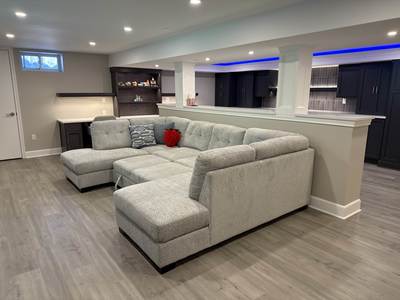 Linear Horizon Lounge