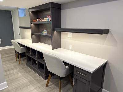 Linear Horizon Lounge