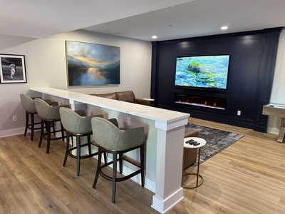Deep Oak Oasis