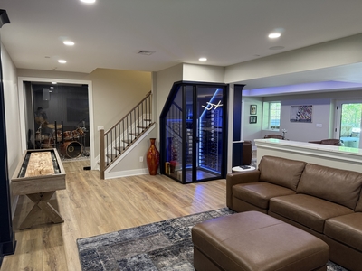 Deep Oak Oasis