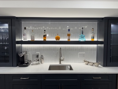Pristine Charcoal Lounge