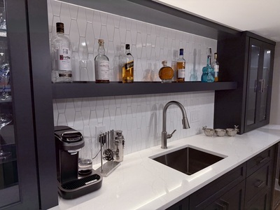 Pristine Charcoal Lounge
