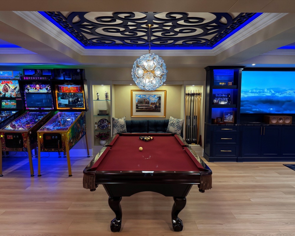 Executive Navy Lounge