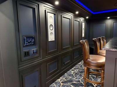 Executive Navy Lounge