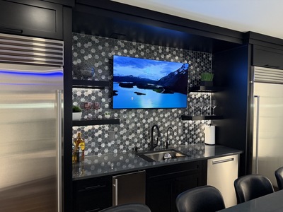 Graphite Glow Sanctuary