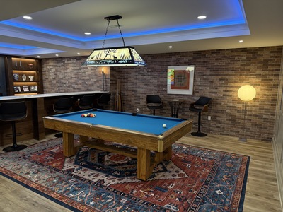 Timber & Glass Tavern