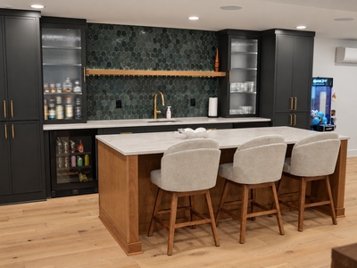 Walnut & Quartz Tavern